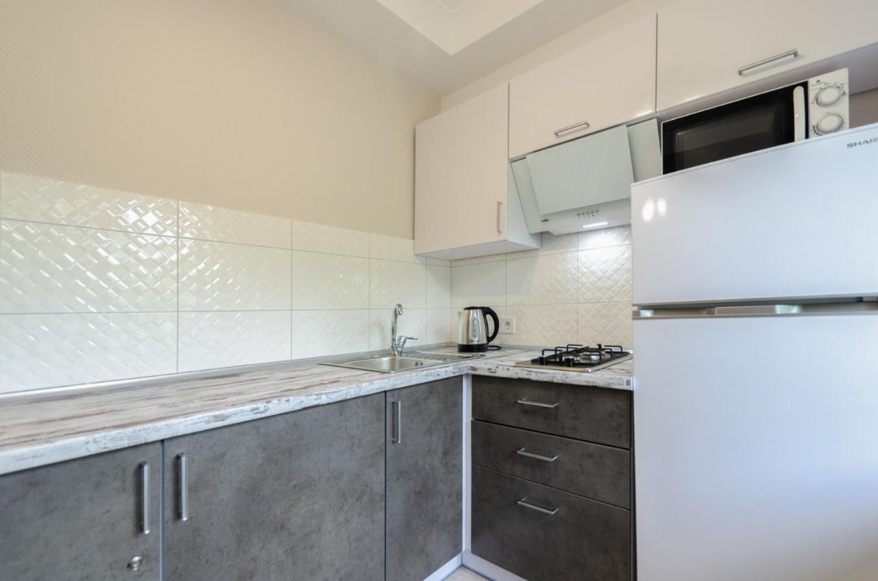 Artal Apartment On Obolonsky Avenue 16 Kyiv Exterior foto